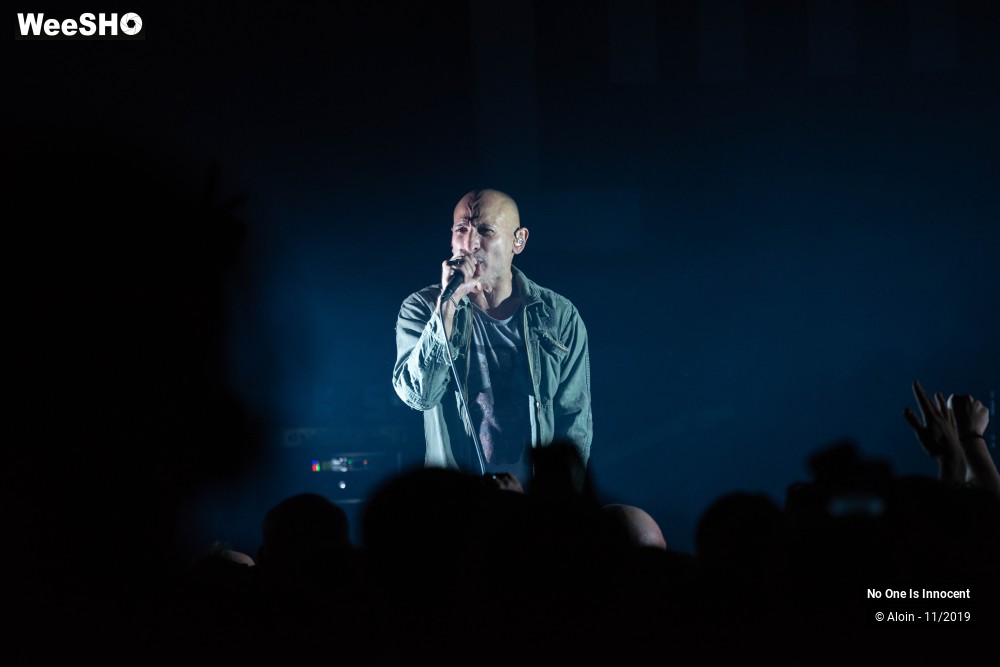 22/33 photos du spectacle No One Is Innocent