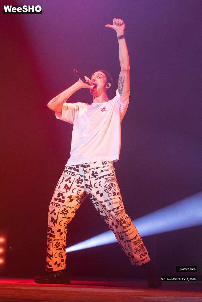 16/50 photos du spectacle Roméo Elvis