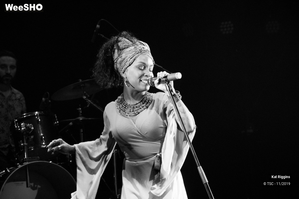 7/18 photos du spectacle Kat Riggins