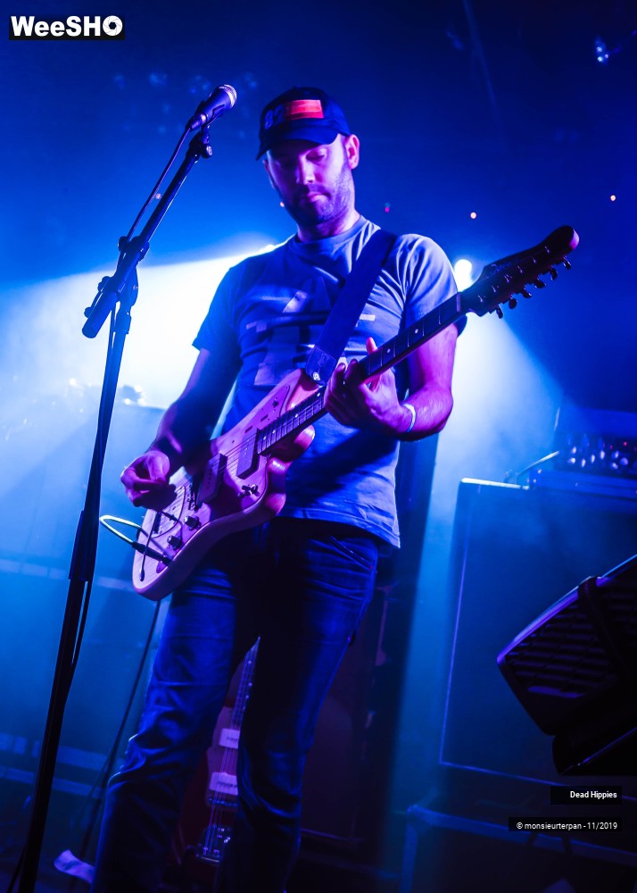 15/27 photos du spectacle Dead Hippies