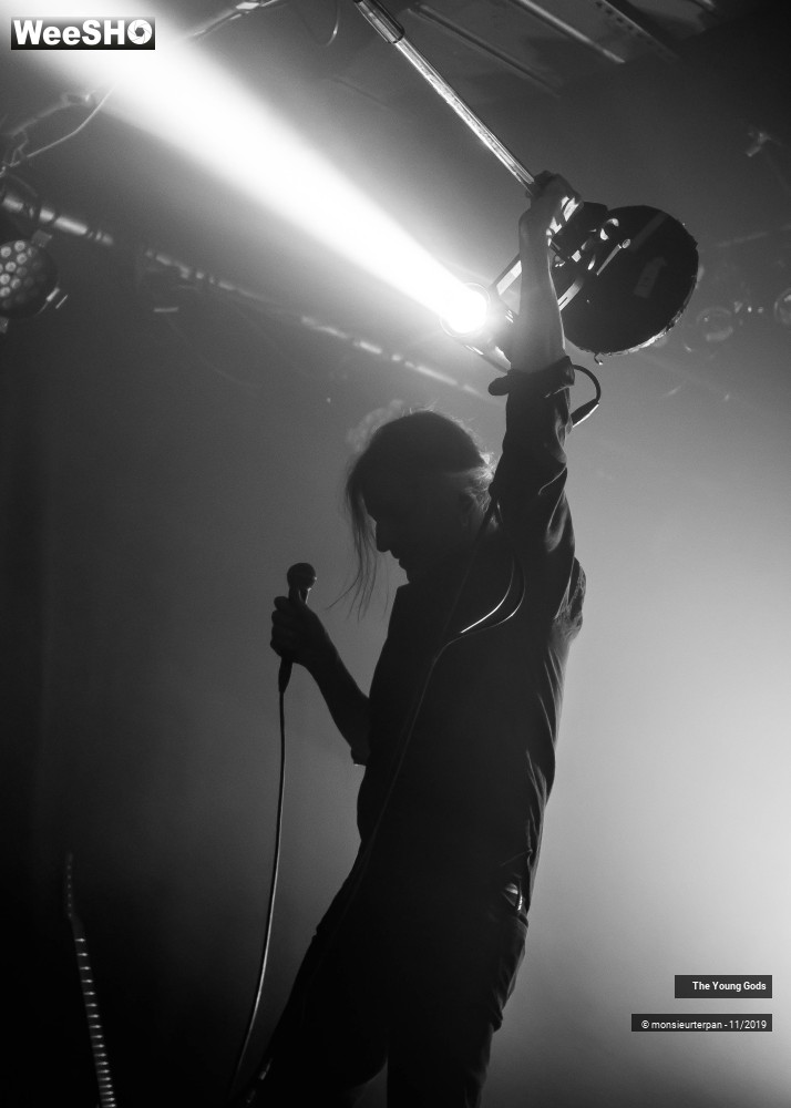 14/29 photos du spectacle The Young Gods