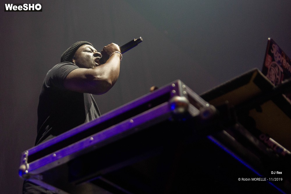 16/43 photos du spectacle DJ flex