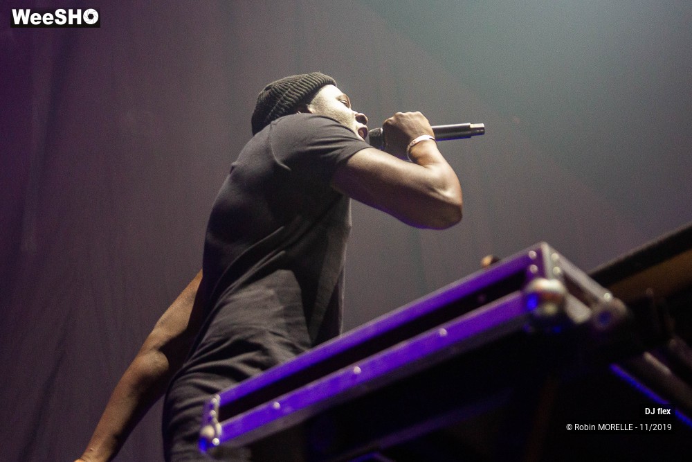 24/43 photos du spectacle DJ flex