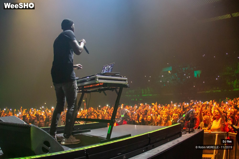 28/43 photos du spectacle DJ flex