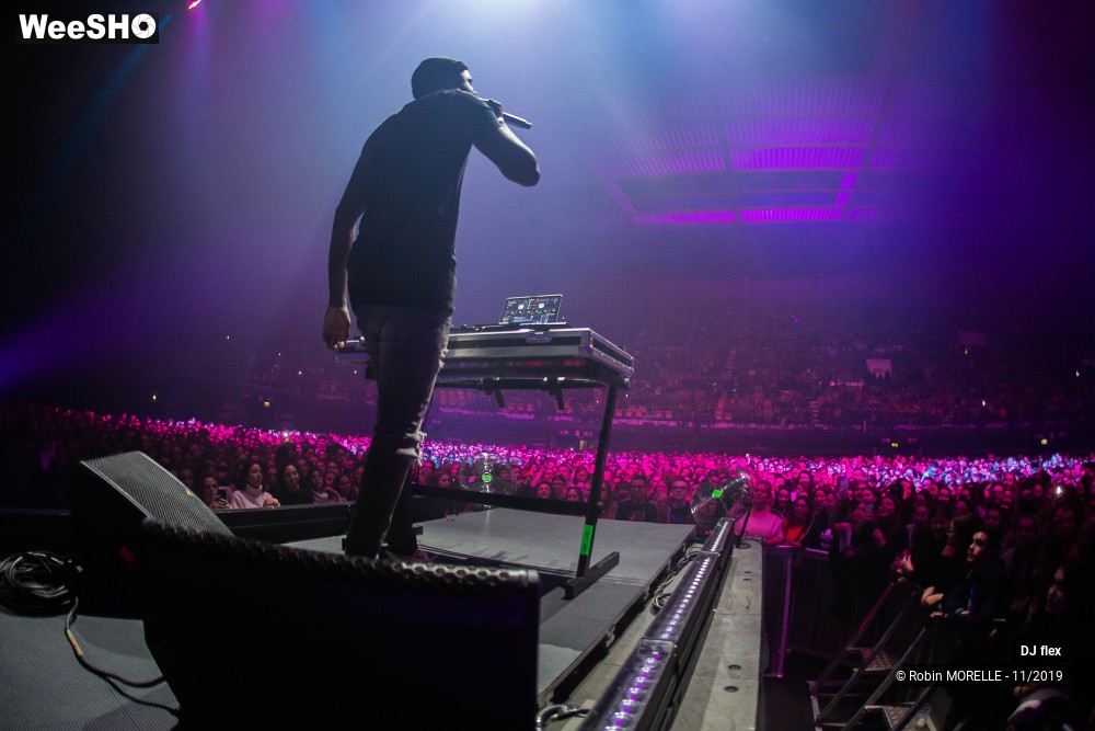 30/43 photos du spectacle DJ flex