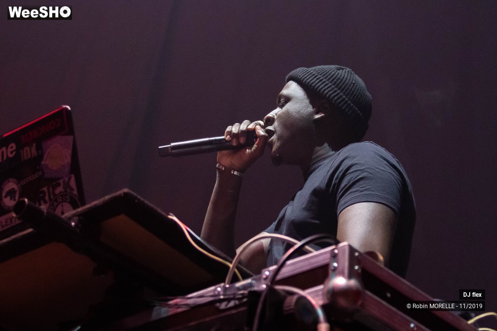 38/43 photos du spectacle DJ flex