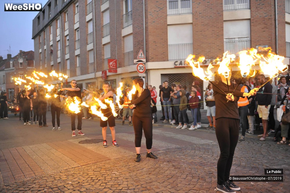 26/44 photos du spectacle Parade finale