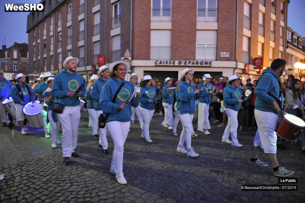 37/44 photos du spectacle Parade finale
