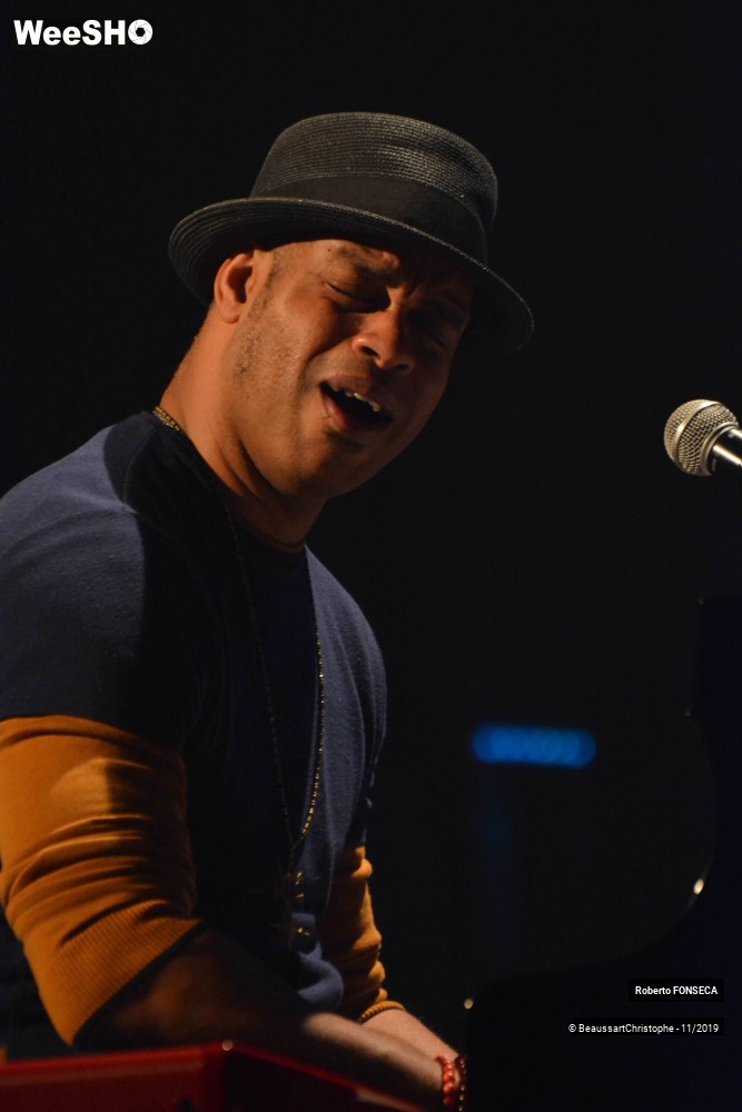 9/41 photos du spectacle Roberto Fonseca