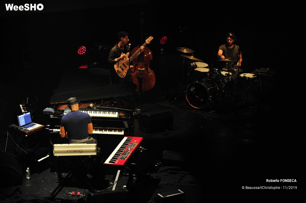 11/41 photos du spectacle Roberto Fonseca