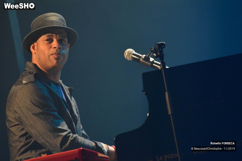 28/41 photos du spectacle Roberto Fonseca