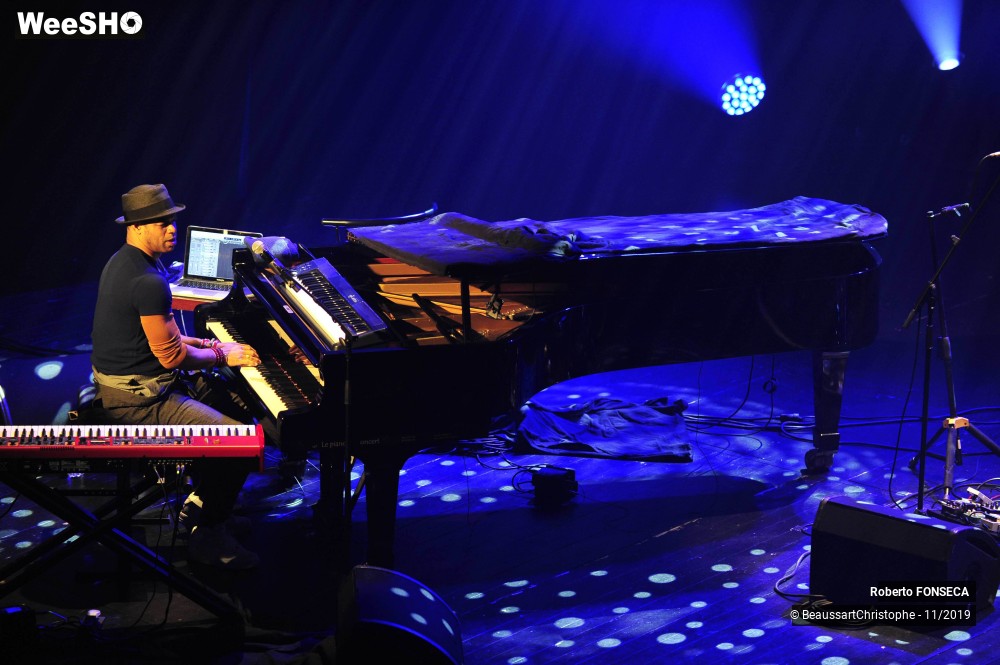 32/41 photos du spectacle Roberto Fonseca