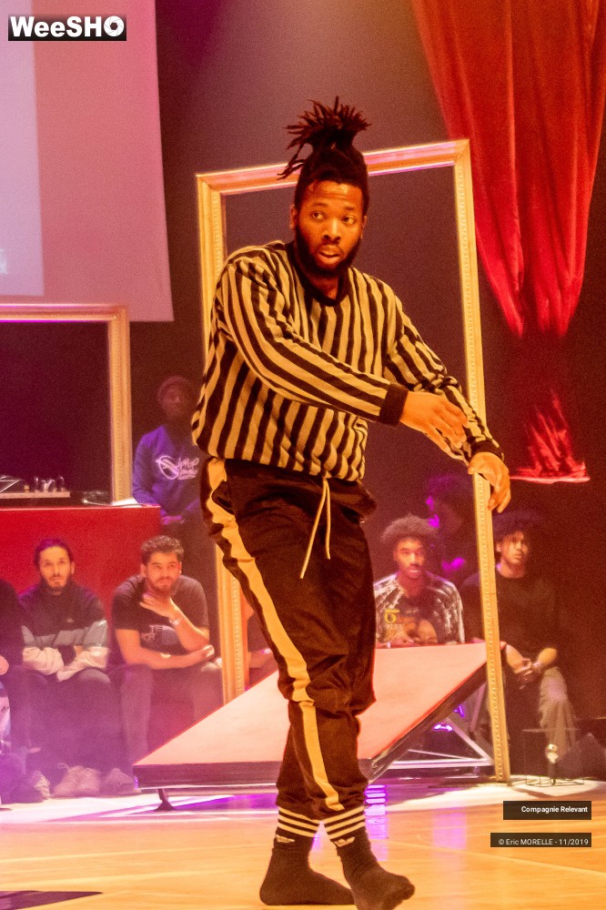 2/50 photos du spectacle Epreuve Playlist Variée Cie Relevant