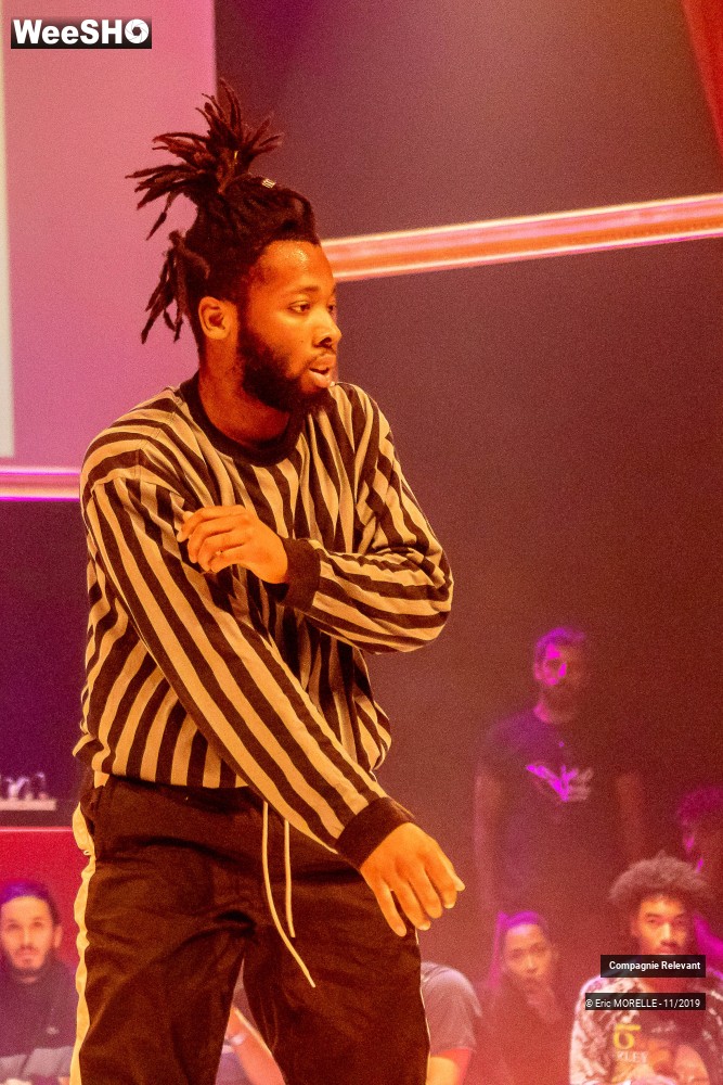 9/50 photos du spectacle Epreuve Playlist Variée Cie Relevant