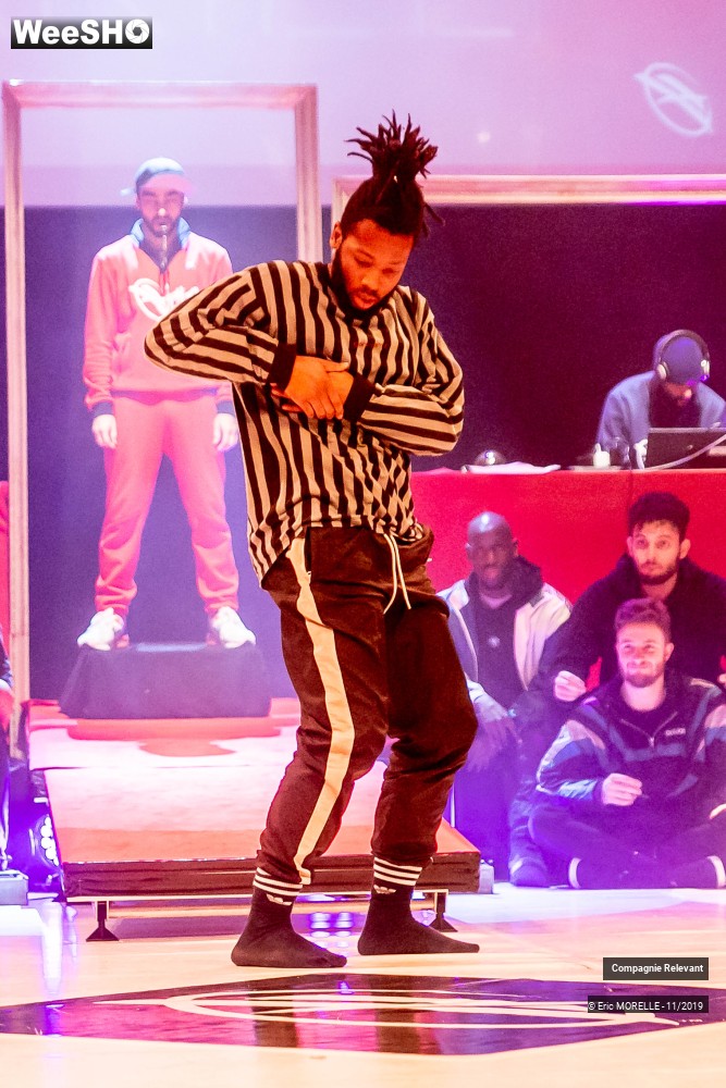 11/50 photos du spectacle Epreuve Playlist Variée Cie Relevant