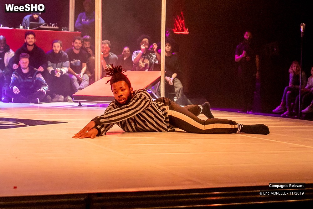 29/50 photos du spectacle Epreuve Playlist Variée Cie Relevant