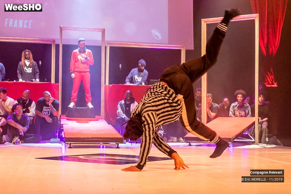 42/50 photos du spectacle Epreuve Playlist Variée Cie Relevant