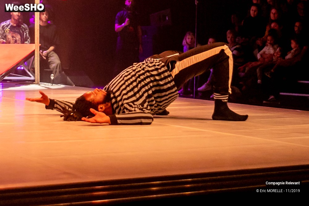 45/50 photos du spectacle Epreuve Playlist Variée Cie Relevant