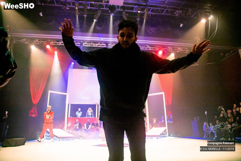 29/50 photos du spectacle l'épreuve de la roulette Compagnie Relevant