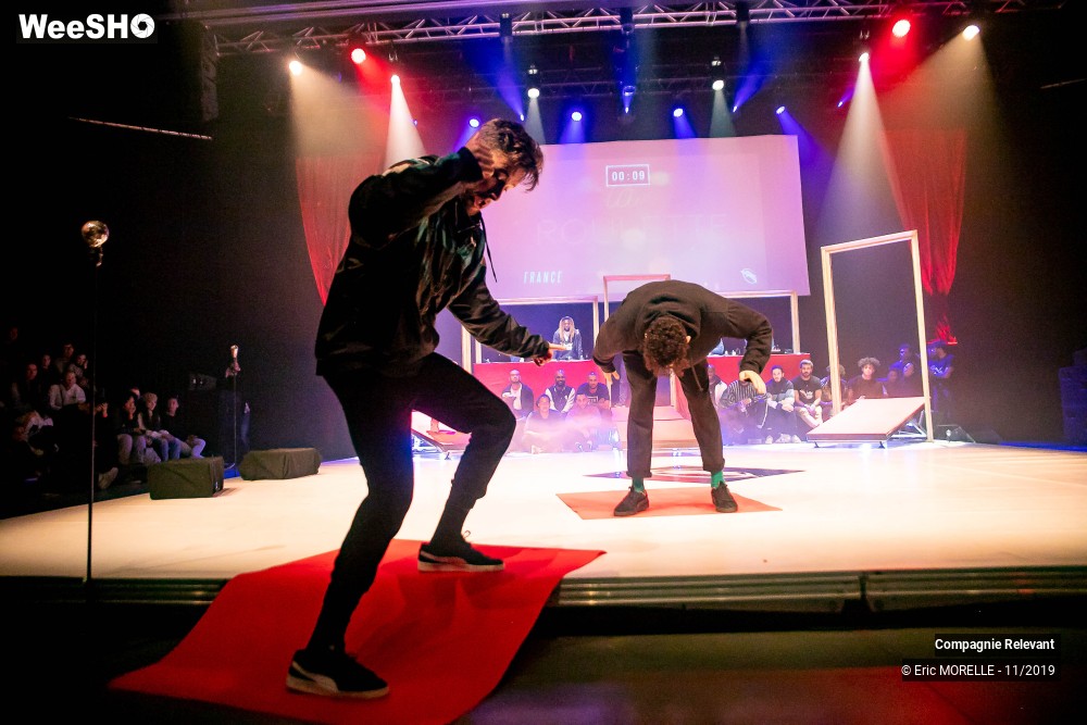 41/50 photos du spectacle l'épreuve de la roulette Compagnie Relevant