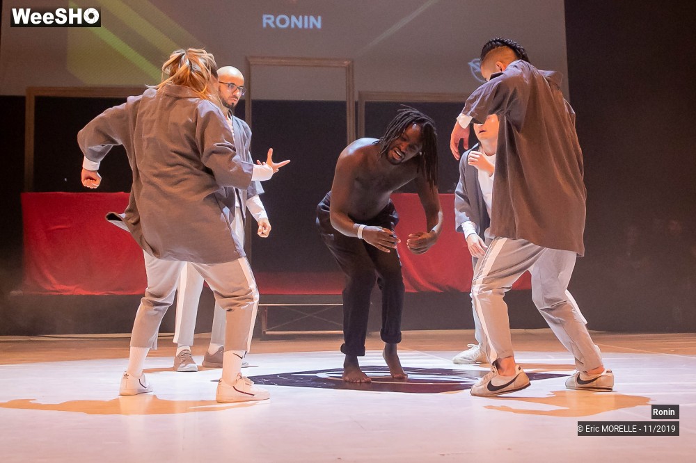 23/50 photos du spectacle L'épreuve du show Ronin