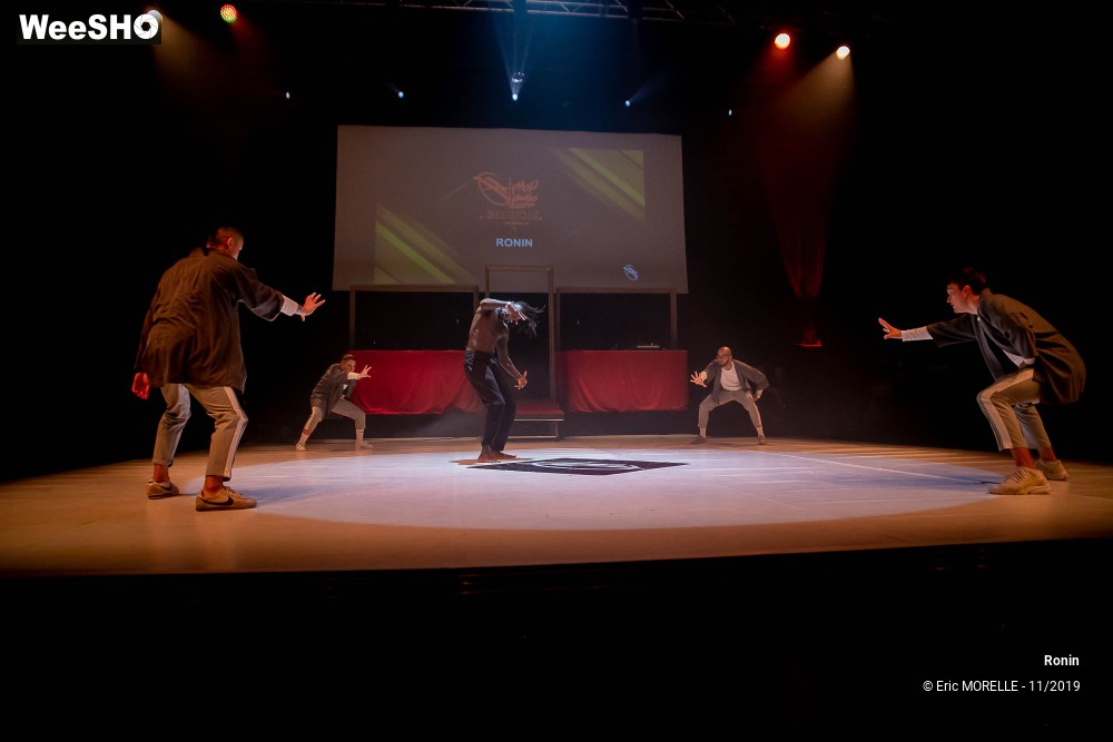 37/50 photos du spectacle L'épreuve du show Ronin