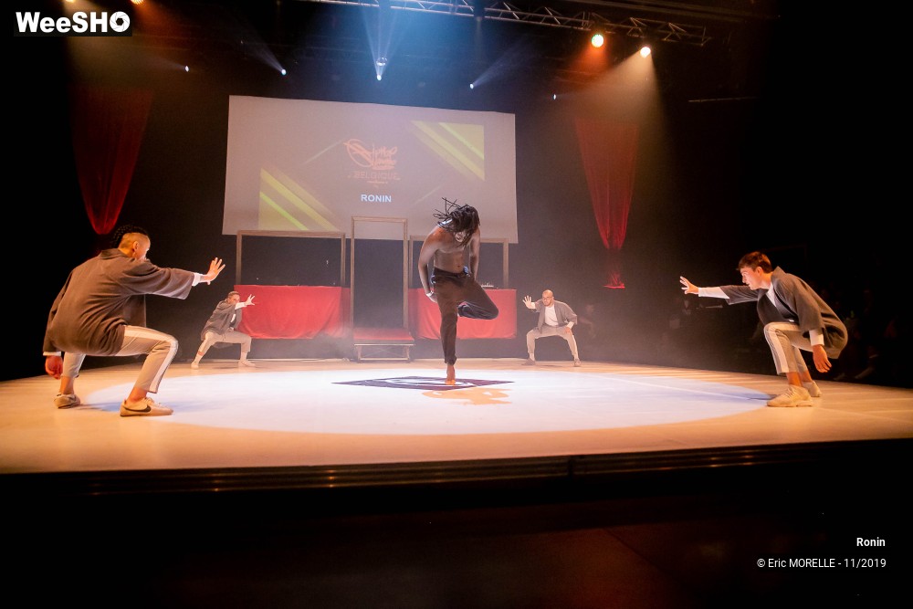 40/50 photos du spectacle L'épreuve du show Ronin