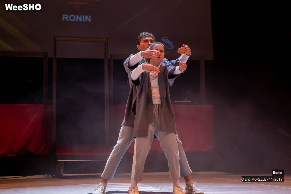 44/50 photos du spectacle L'épreuve du show Ronin
