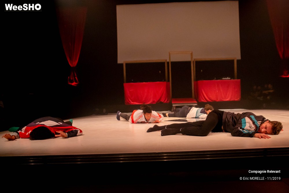 2/50 photos du spectacle L'épreuve du show Compagnie Relevant