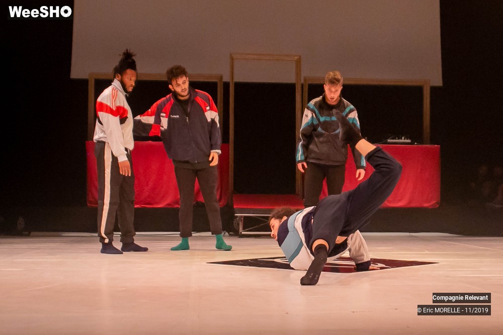 11/50 photos du spectacle L'épreuve du show Compagnie Relevant