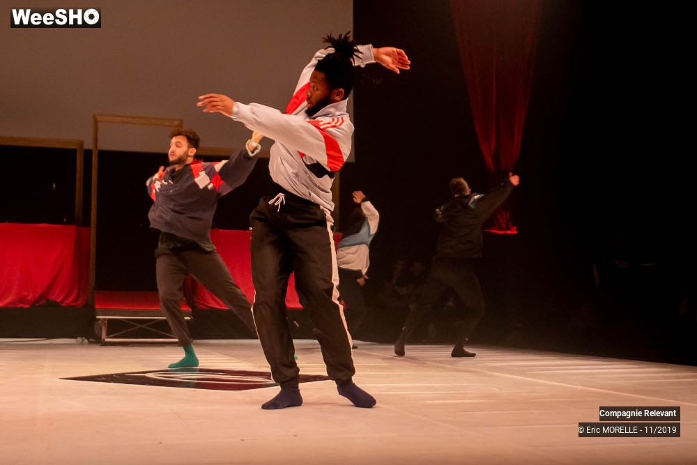 16/50 photos du spectacle L'épreuve du show Compagnie Relevant