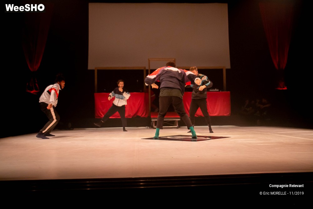 21/50 photos du spectacle L'épreuve du show Compagnie Relevant