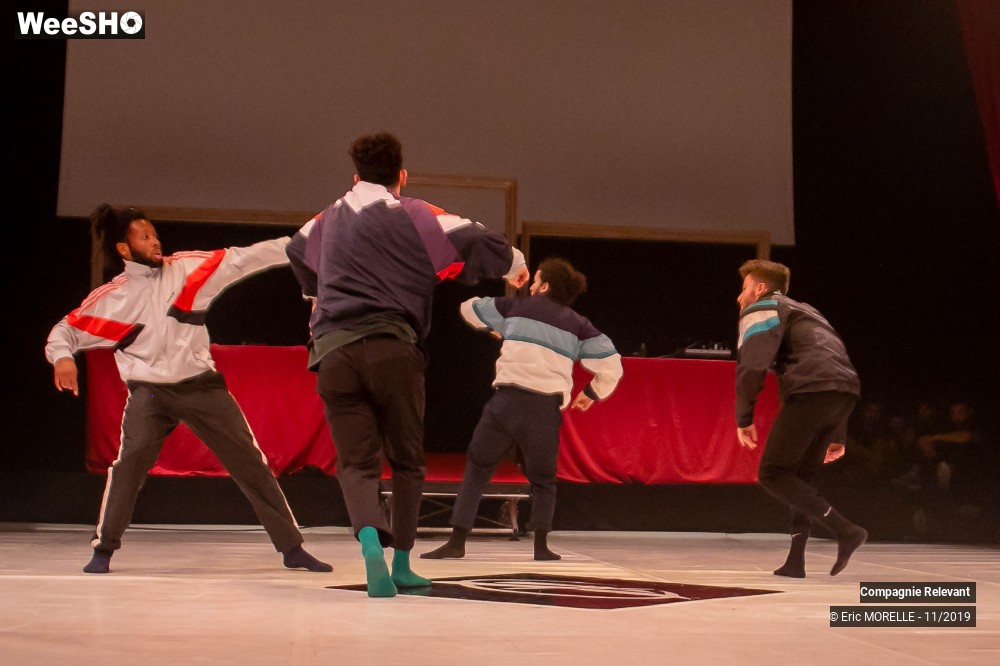 26/50 photos du spectacle L'épreuve du show Compagnie Relevant