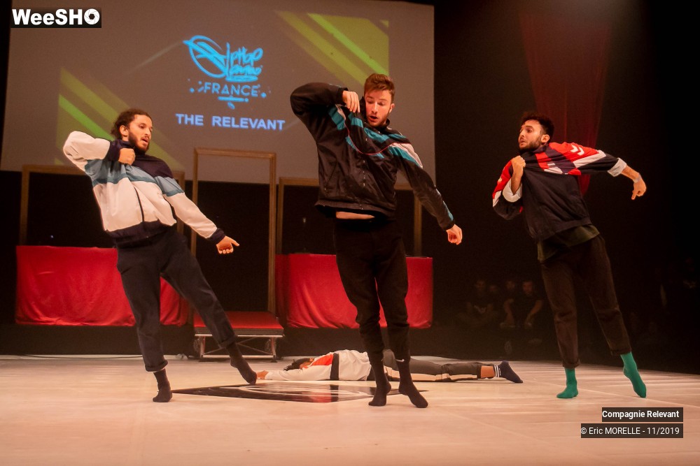 47/50 photos du spectacle L'épreuve du show Compagnie Relevant