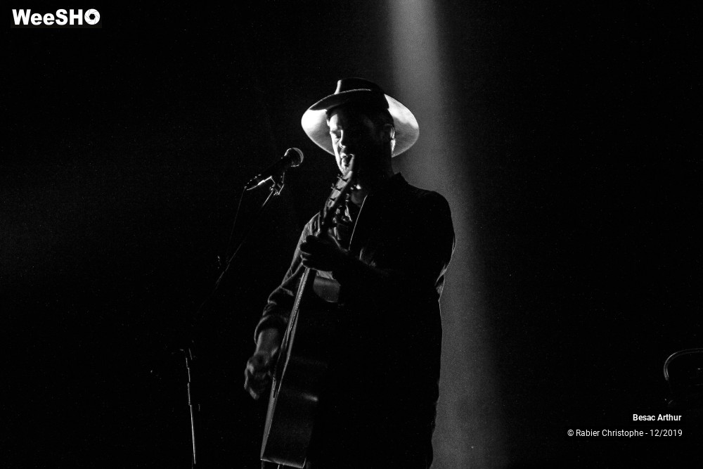 3/9 photos du spectacle Besac Arthur