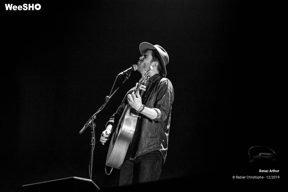 8/9 photos du spectacle Besac Arthur