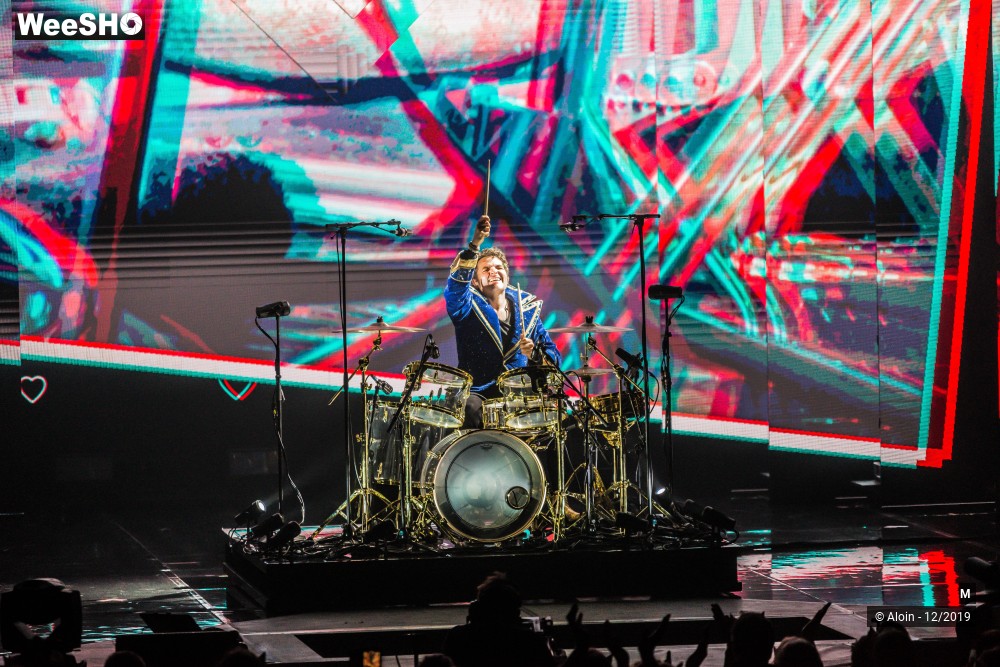 17/20 photos du spectacle M