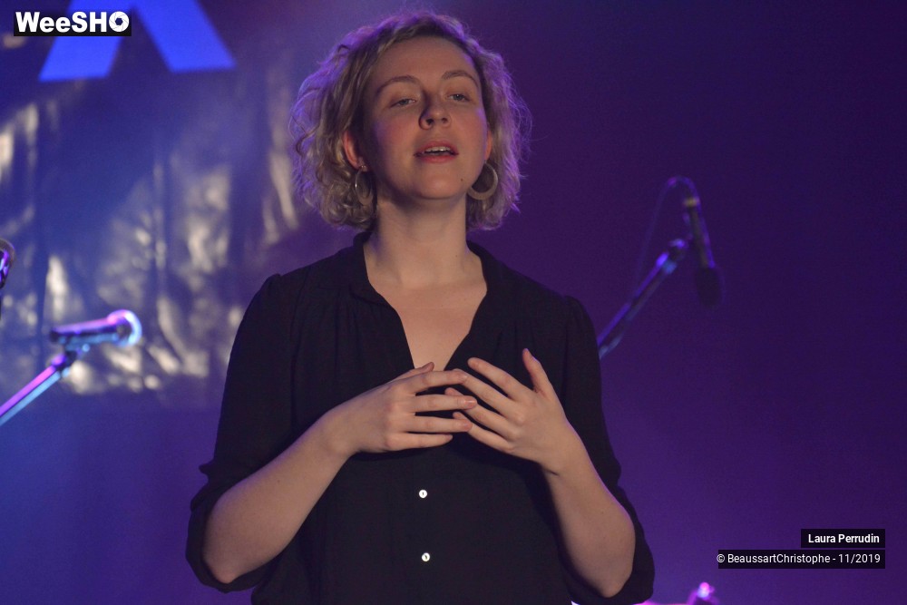 9/25 photos du spectacle Laura Perrudin