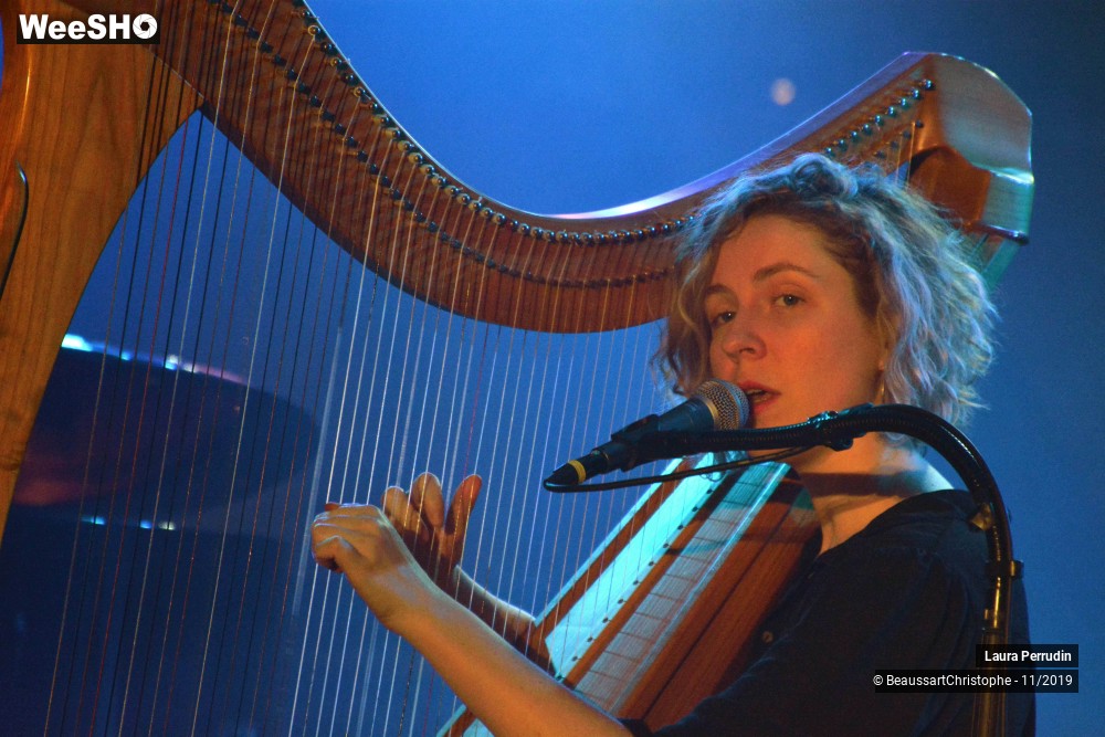24/25 photos du spectacle Laura Perrudin