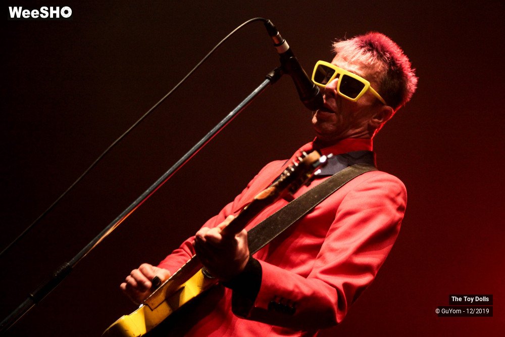 10/48 photos du spectacle he Toy Dolls