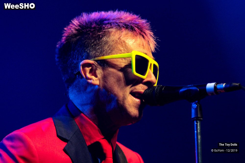 12/48 photos du spectacle he Toy Dolls