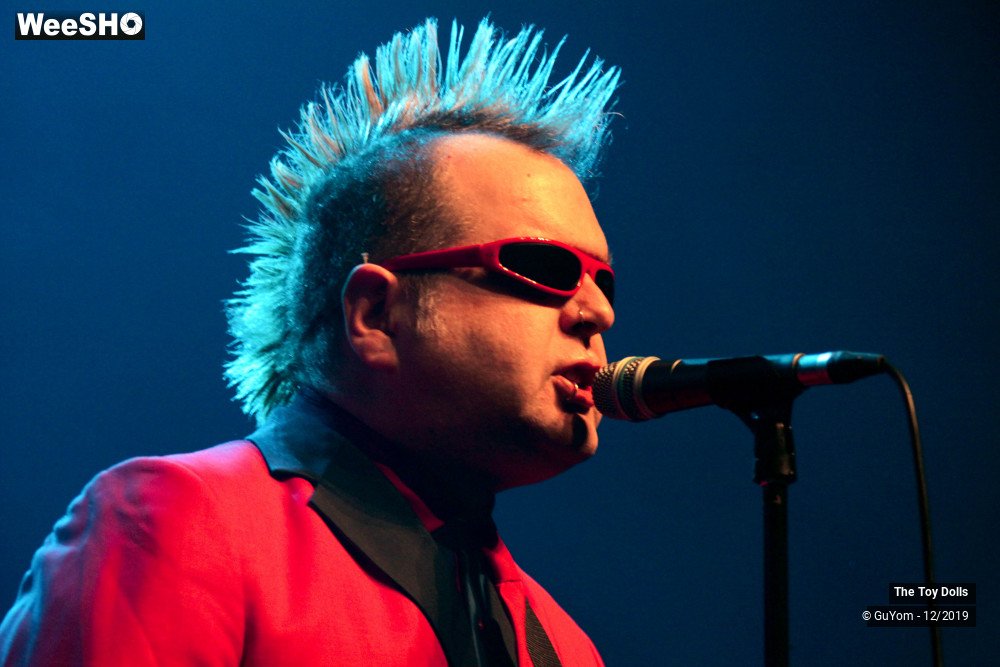 19/48 photos du spectacle he Toy Dolls