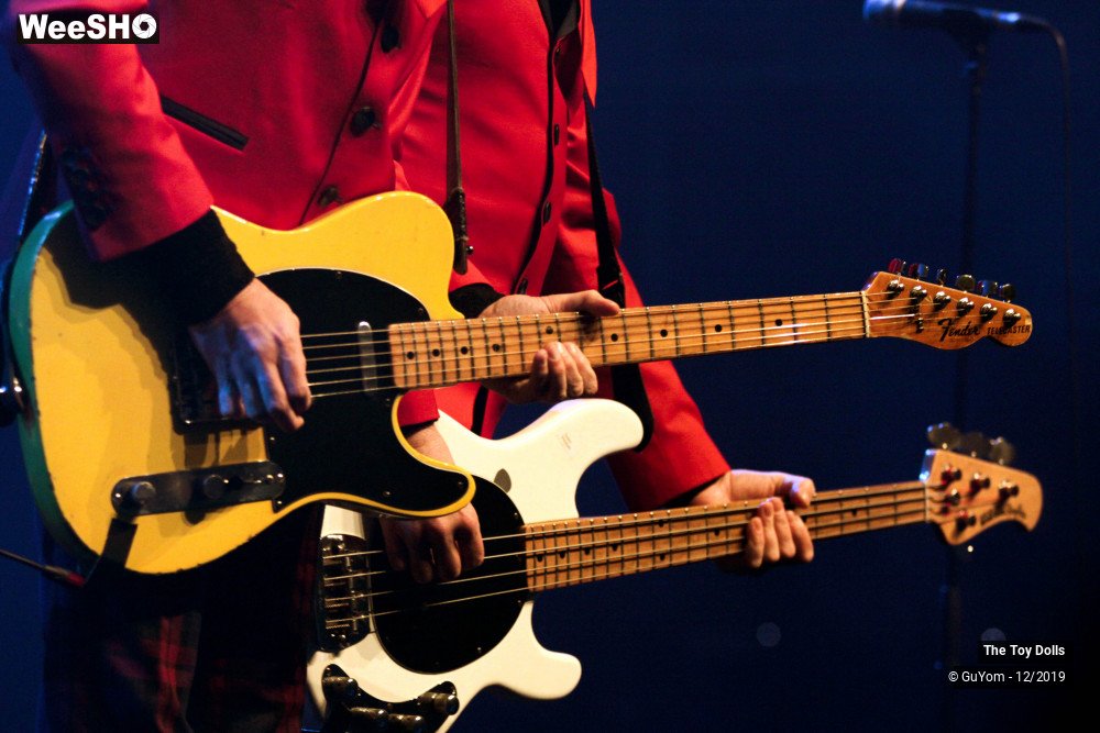 22/48 photos du spectacle he Toy Dolls