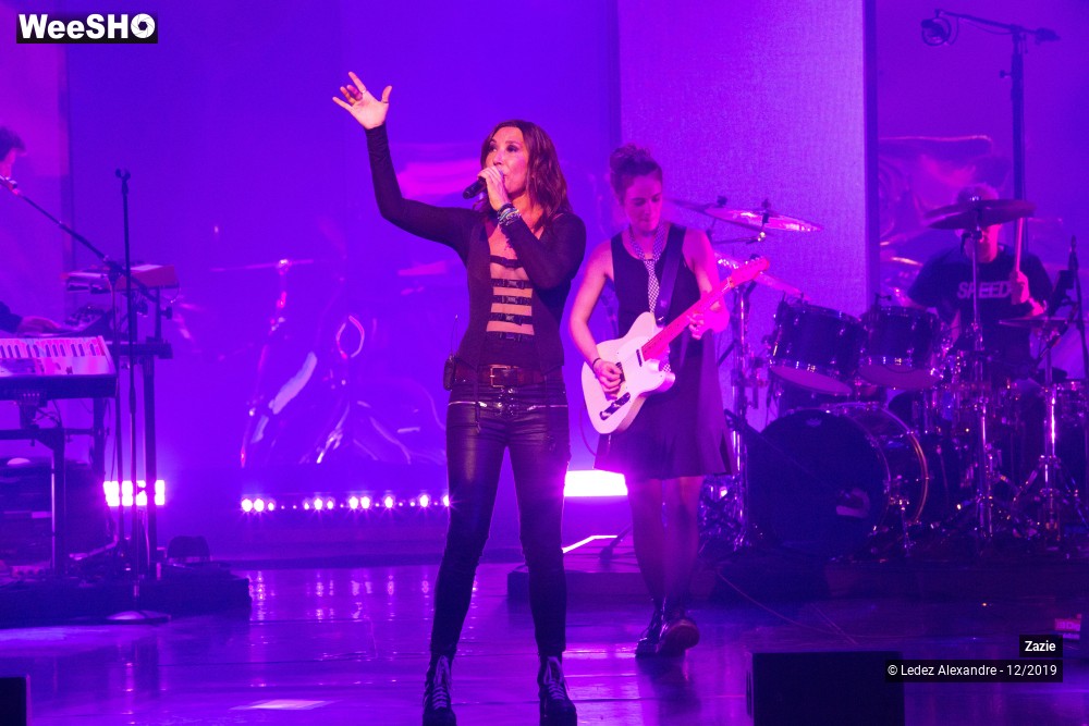 11/27 photos du spectacle Zazie Essenciel