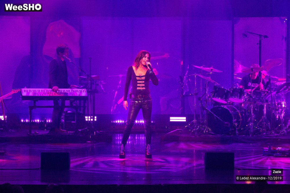 25/27 photos du spectacle Zazie Essenciel