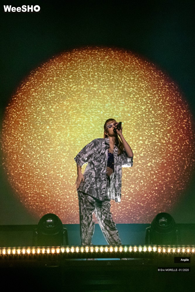 1/39 photos du spectacle Angèle