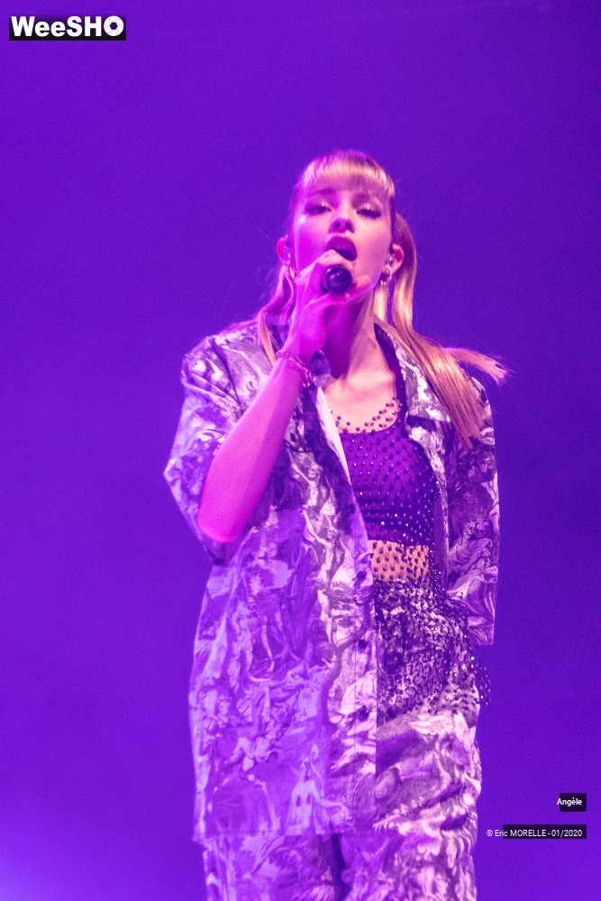 34/39 photos du spectacle Angèle