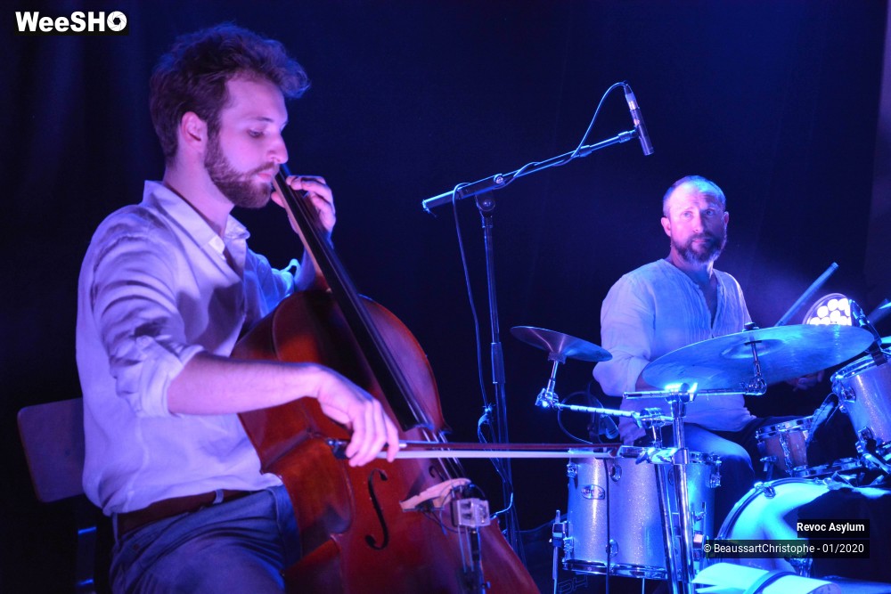 30/38 photos du spectacle Revoc Asylum