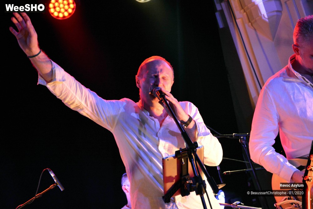 32/38 photos du spectacle Revoc Asylum