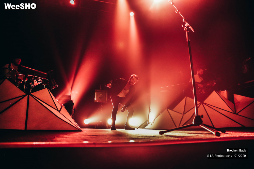 16/24 photos du spectacle Broken Back
